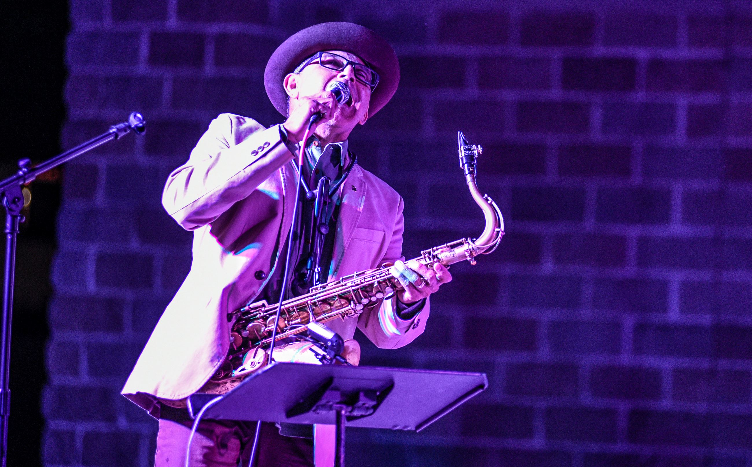 Joe Posada performing at Music on Main